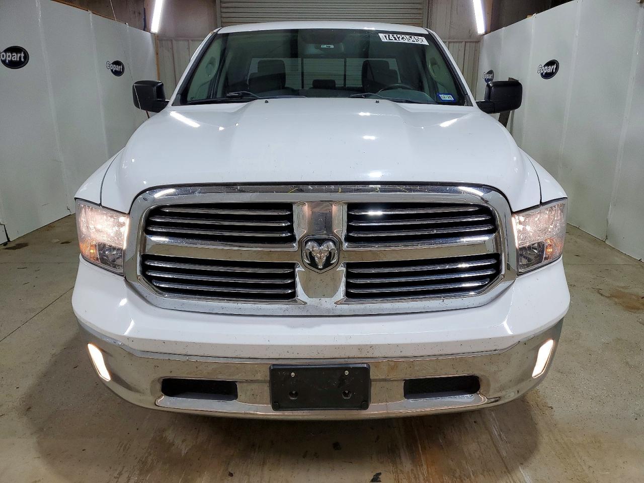 2015 Dodge RAM 1500 SLT