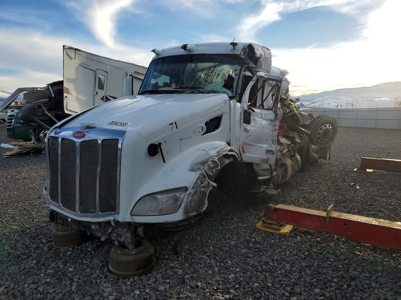 2018 Peterbilt Tractor 579