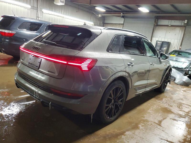 2022 Audi E-tron Chronos