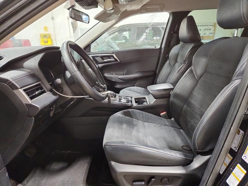 2022 Mitsubishi Outlander se