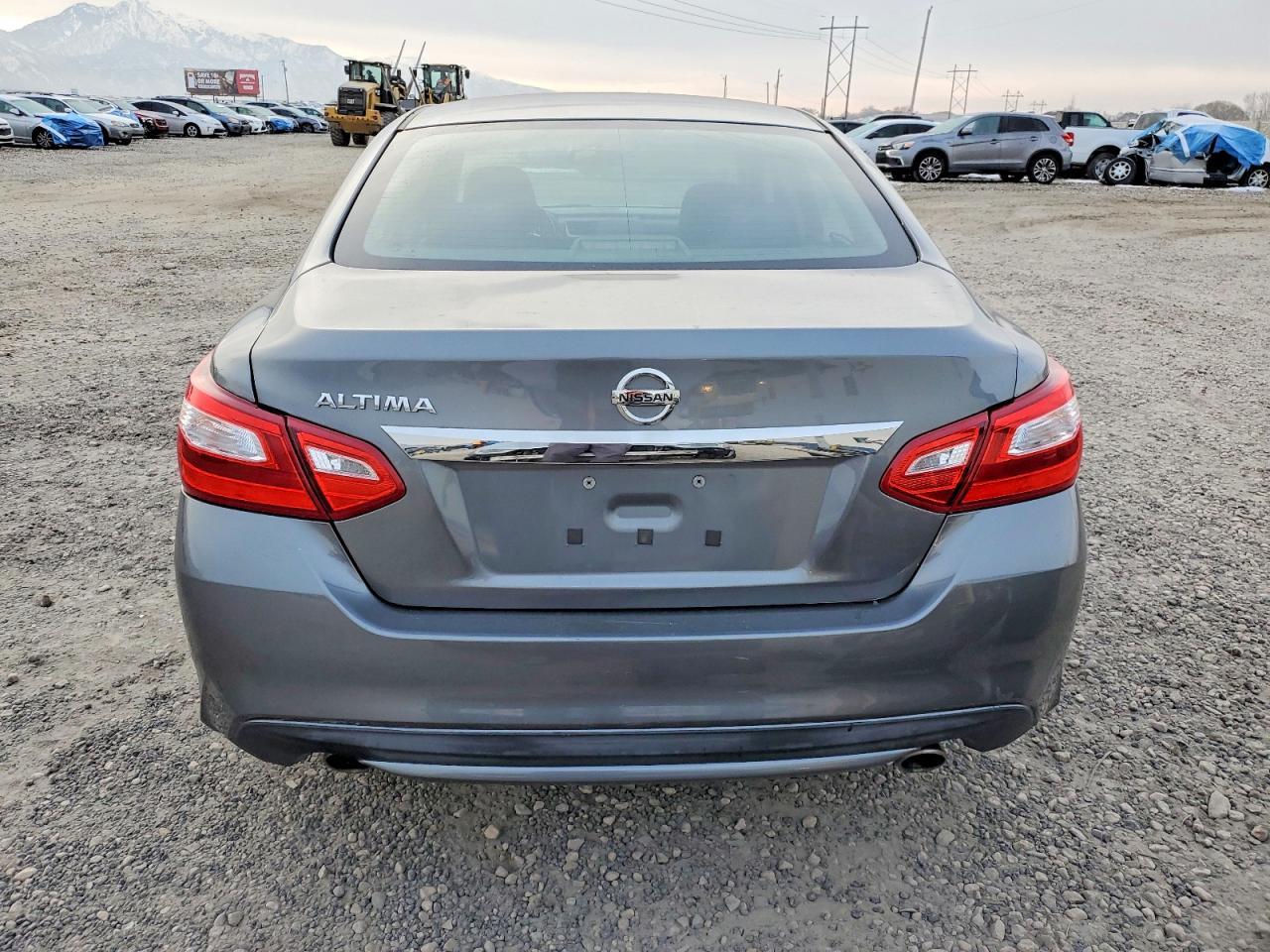 2017 Niss Altima 2.5