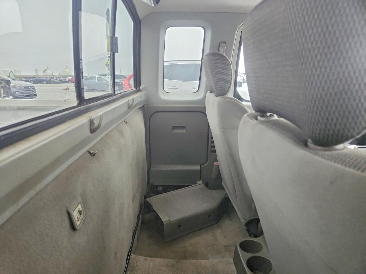 2001 Nissan Frontier King cab xe