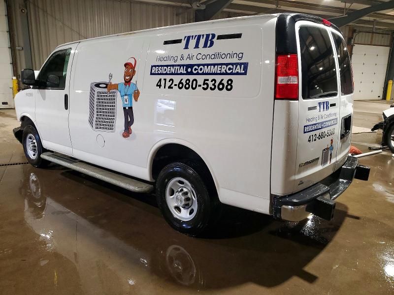 2022 Chevrolet Express G2500 Delivery Van