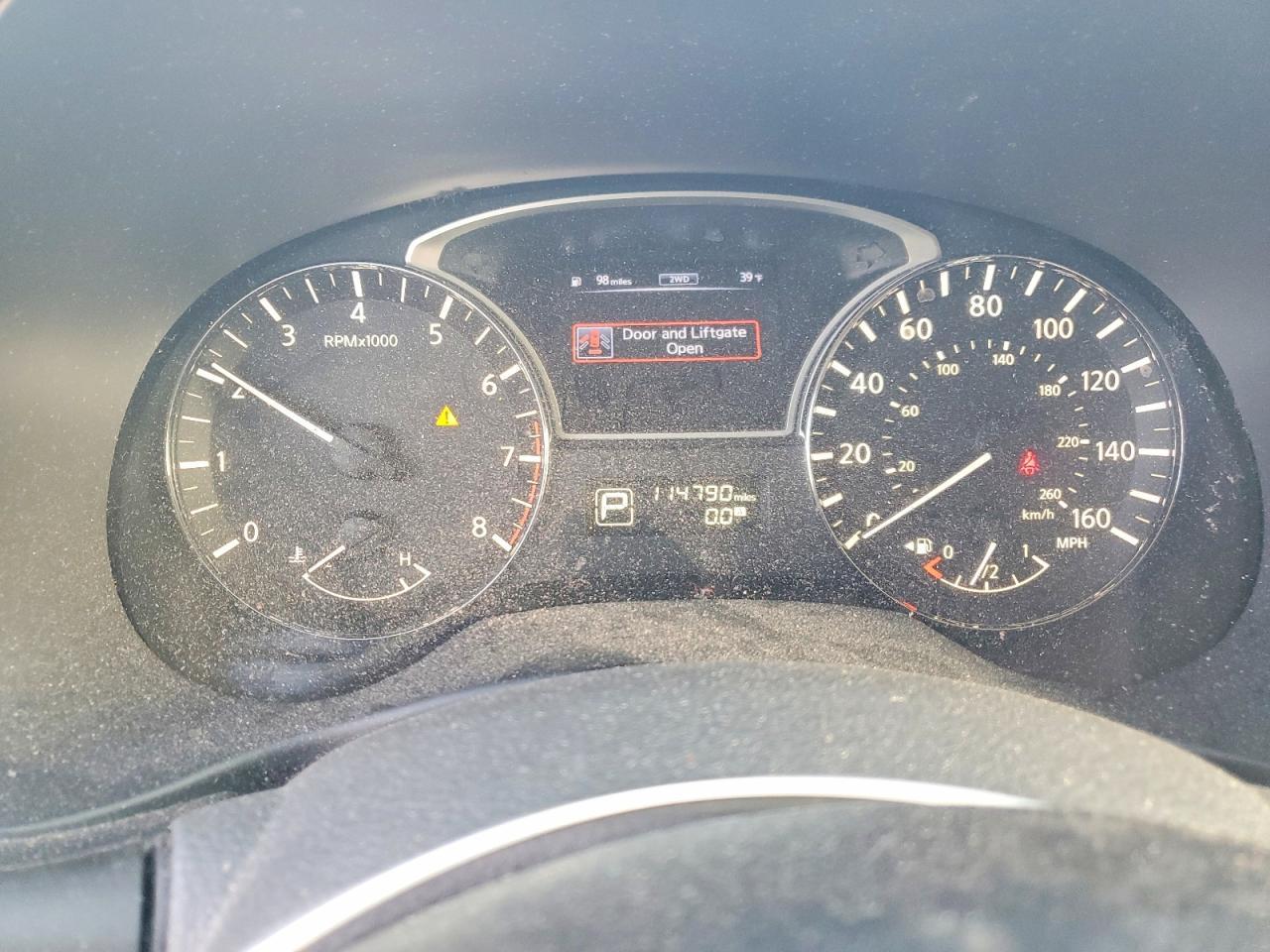 2014 Nissan Pathfinder s