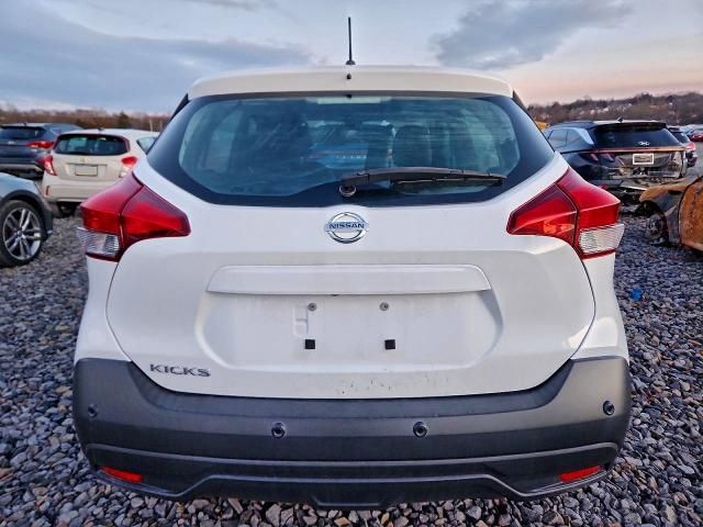 2020 Nissan Kicks s