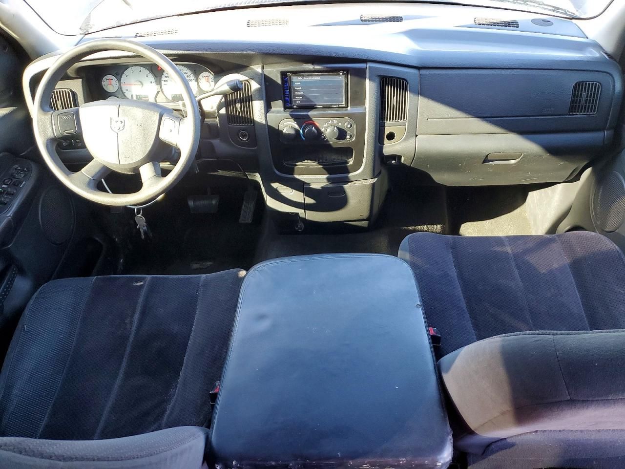 2005 Dodge Ram 1500 st