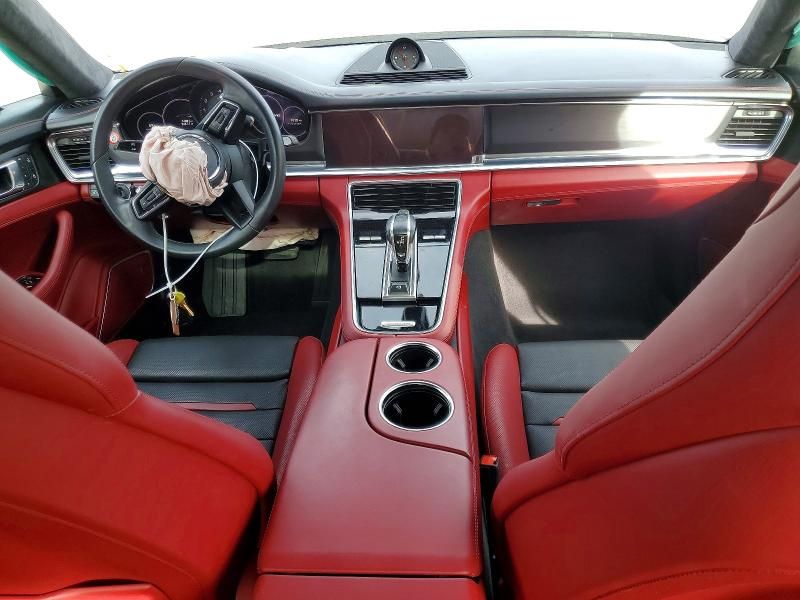 2023 Porsche Panamera Base