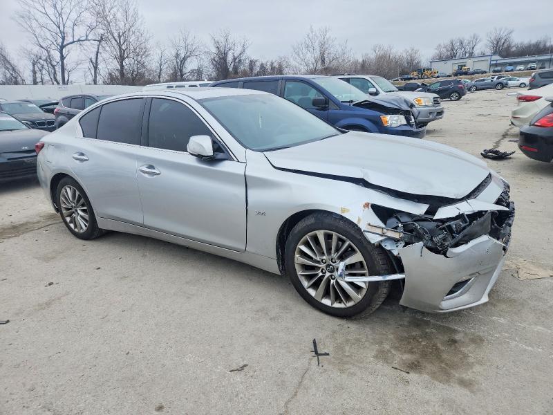 2018 Infiniti Q50 Luxe