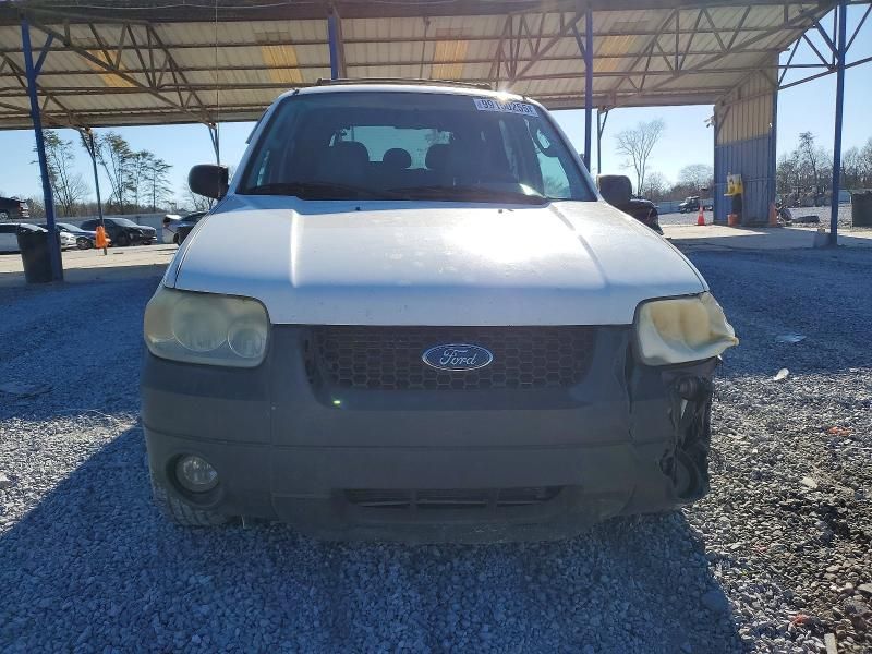 2005 Ford Escape xlt