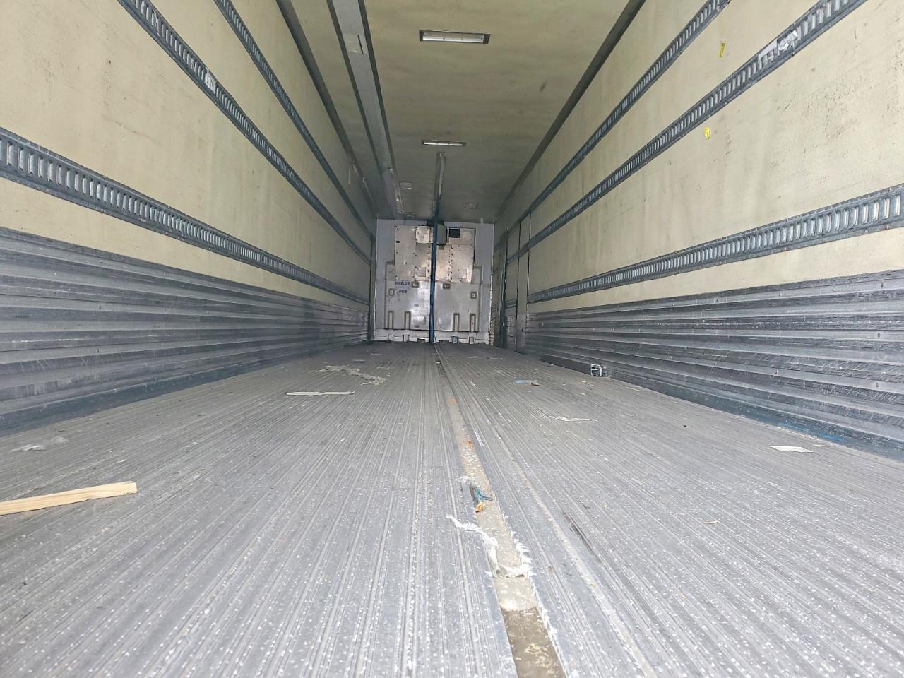 2013 Utility VS2RA Refrigerated Van Trailer