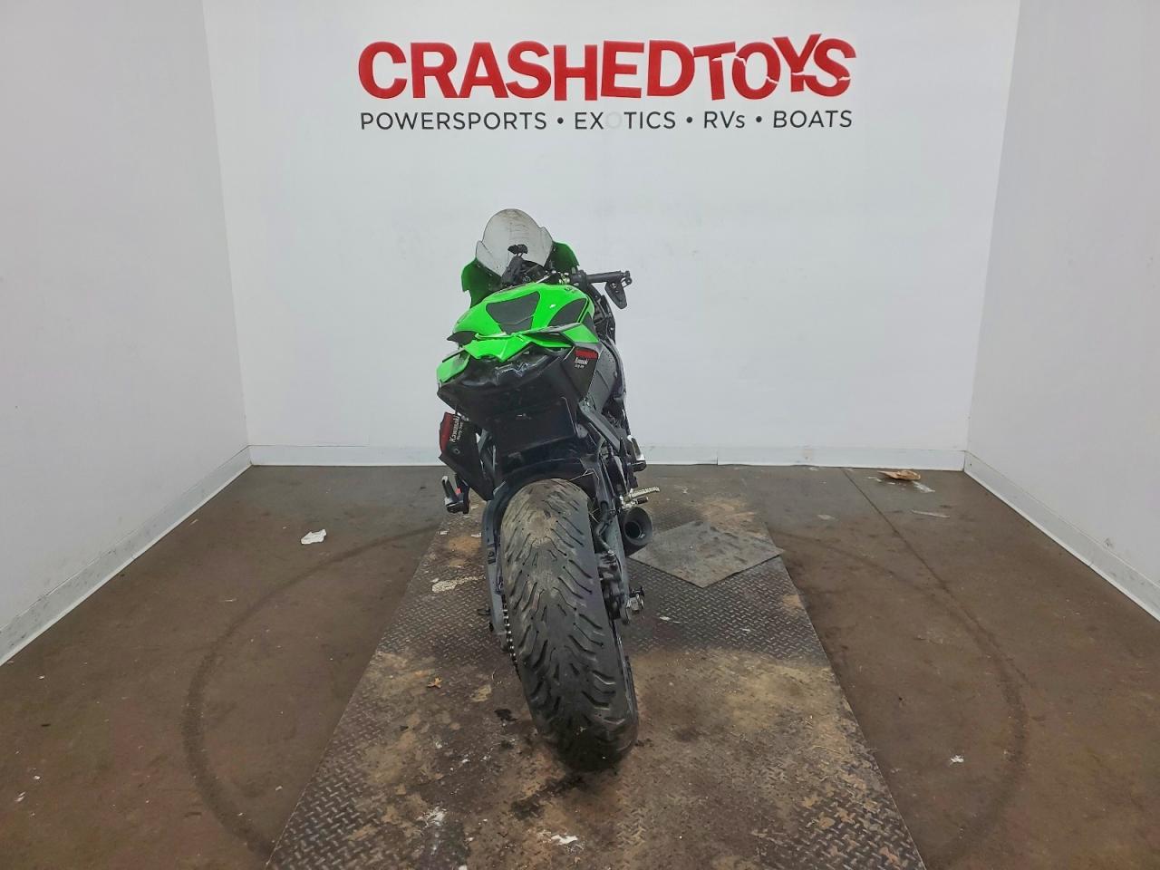 2021 Kawasaki ZX1002 M
