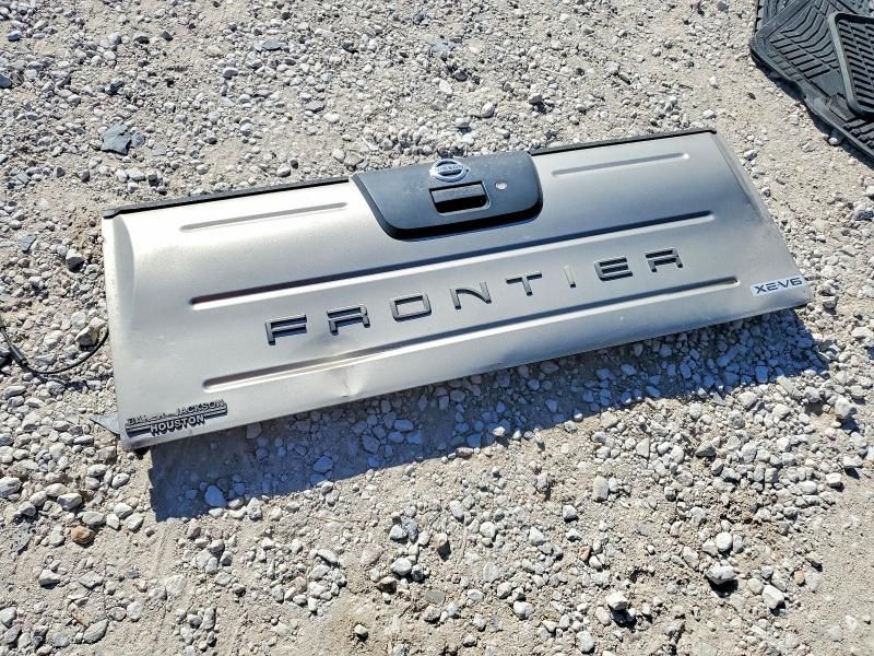 2001 Nissan Frontier Crew cab xe