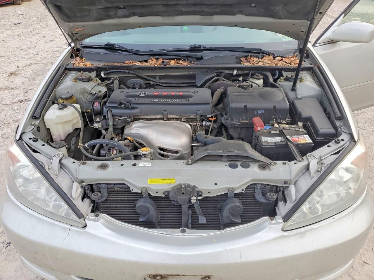 2004 Toyota Camry le