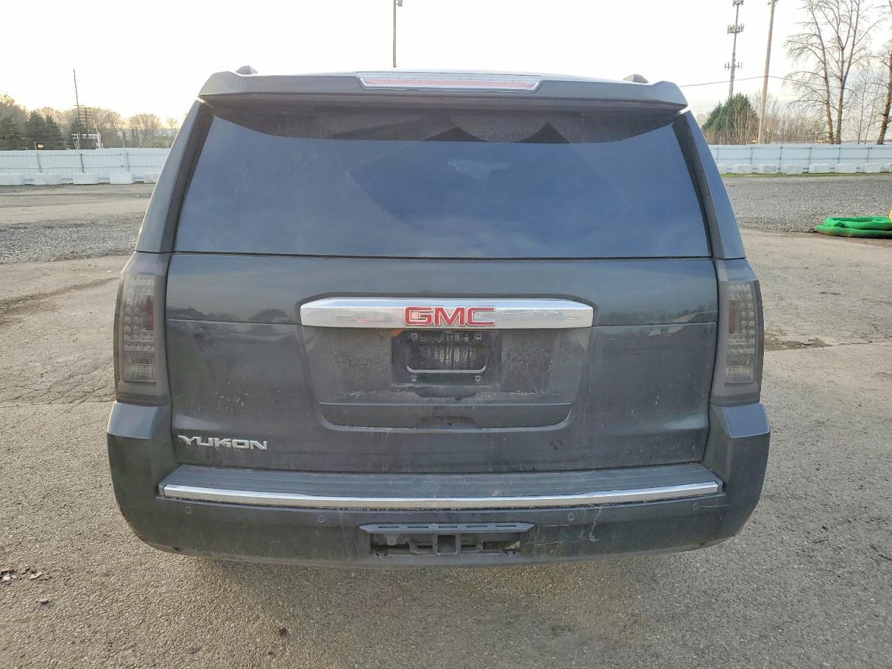 2016 GMC Yukon Denali
