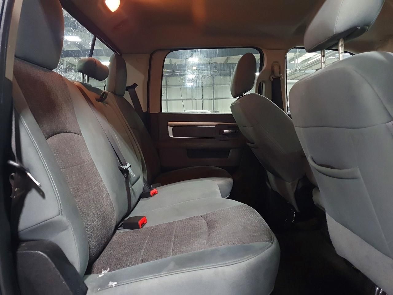 2017 Dodge Ram 1500 slt