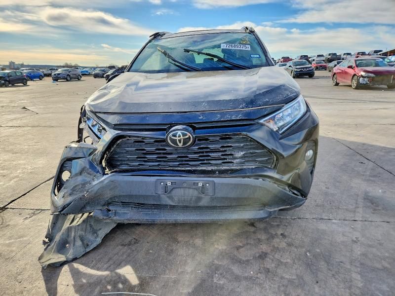 2021 Toyota Rav4 xle Premium