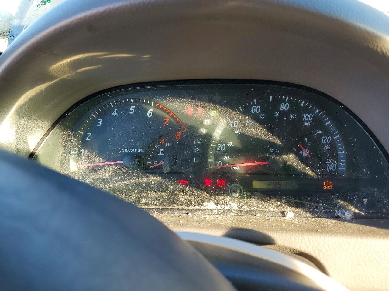 2004 Toyota Camry le