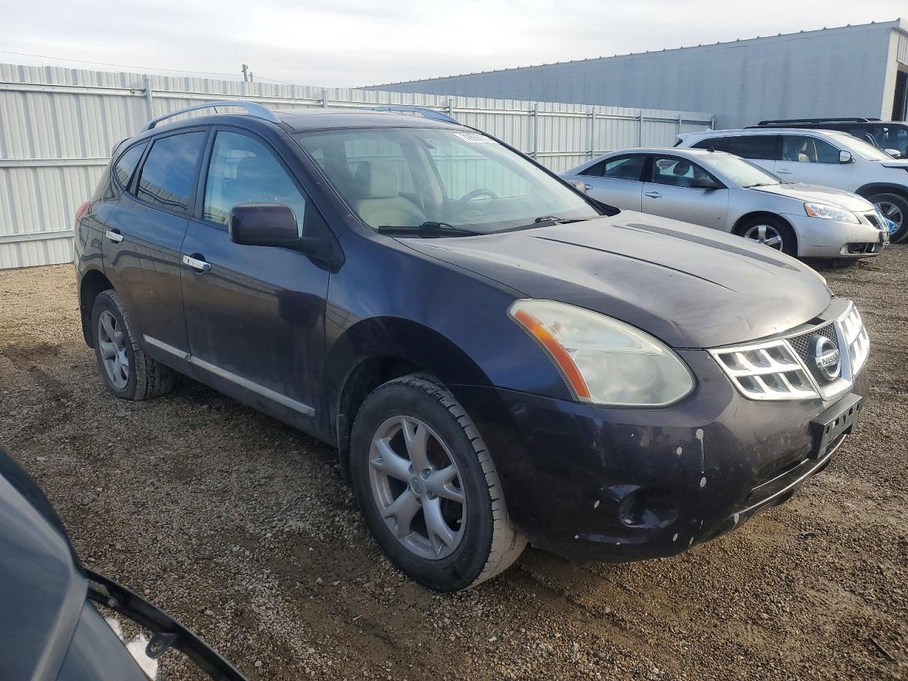2011 Nissan Rogue s