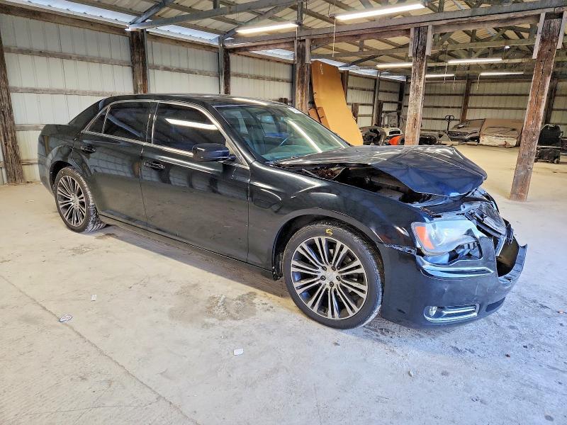 2013 Chrysler 300 s