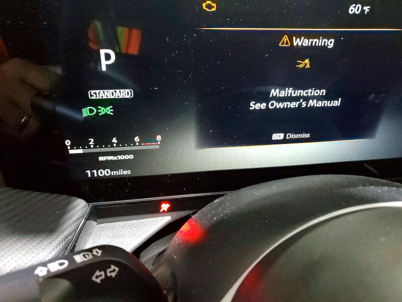 2025 Nissan Kicks sr