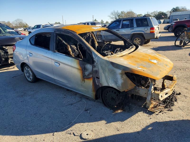 2017 Mitsubishi Mirage G4 es