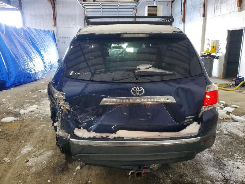2011 Toyota Highlander Base