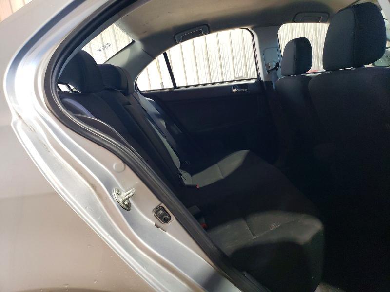 2015 Mitsubishi Lancer es