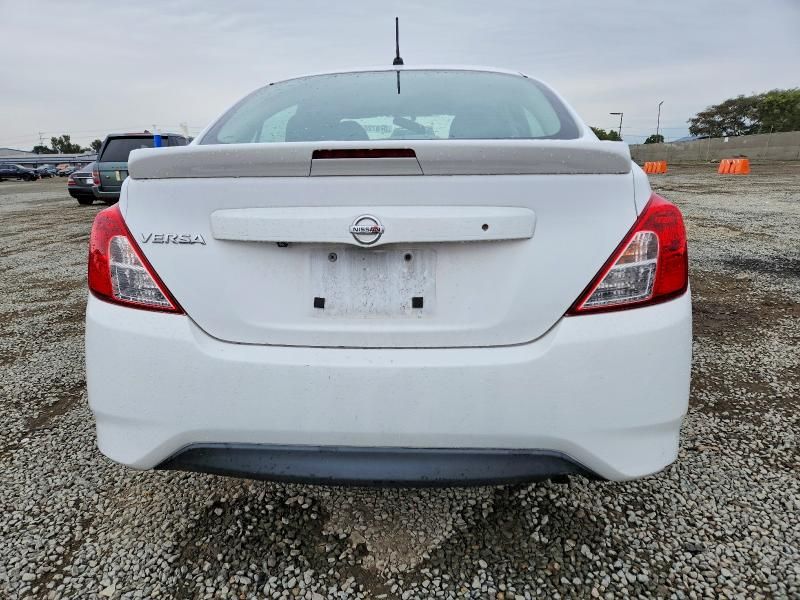 2019 Nissan Versa s