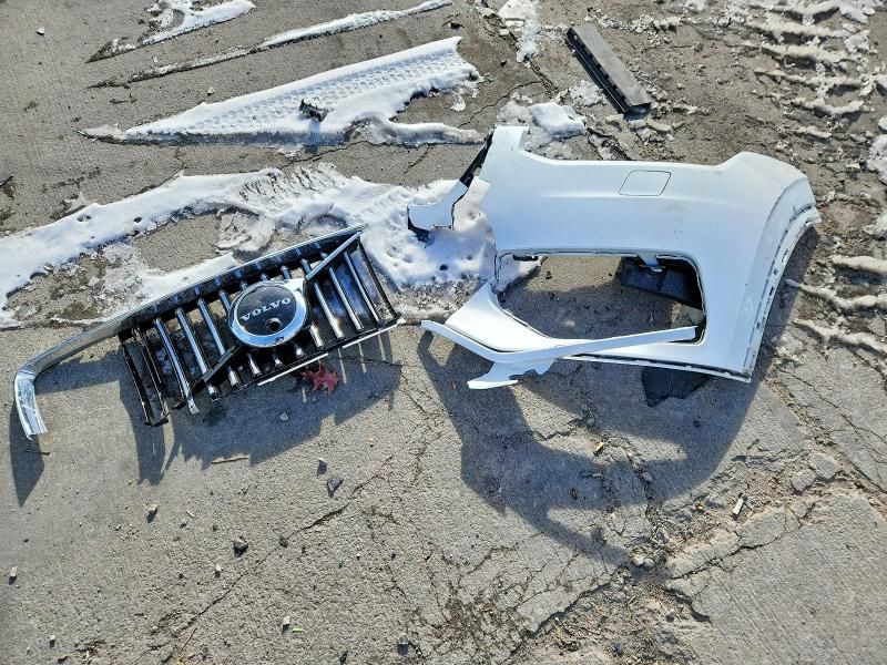 2020 Volvo Xc90 T6 Momentum