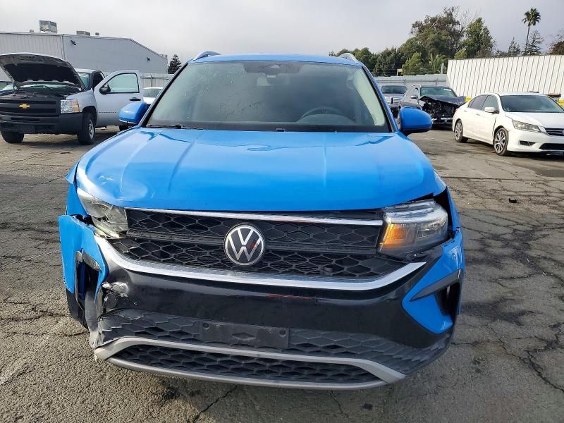 2022 Volkswagen Taos se