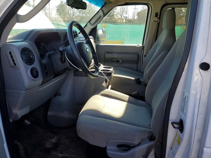 2014 Ford Econoline E350 Super Duty Wagon