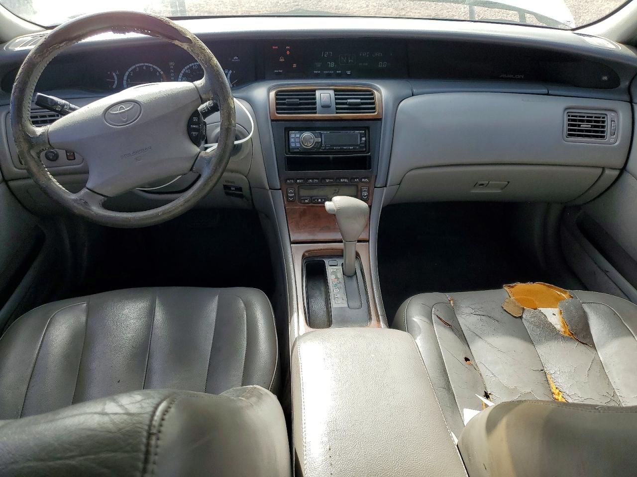 2000 Toyota Avalon xl