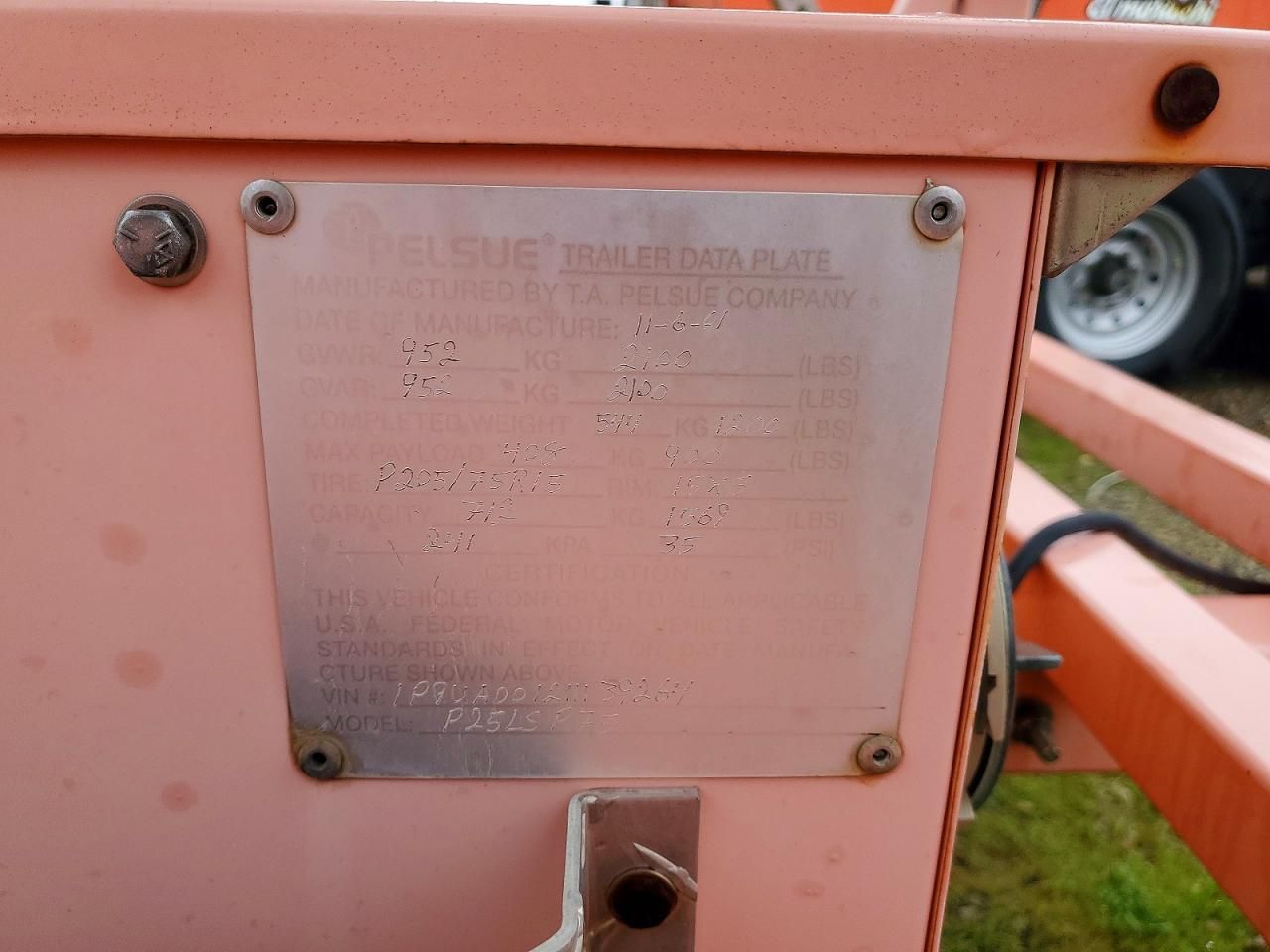 2001 Pelsue UE P25LS P71 Arrow Board Trailer