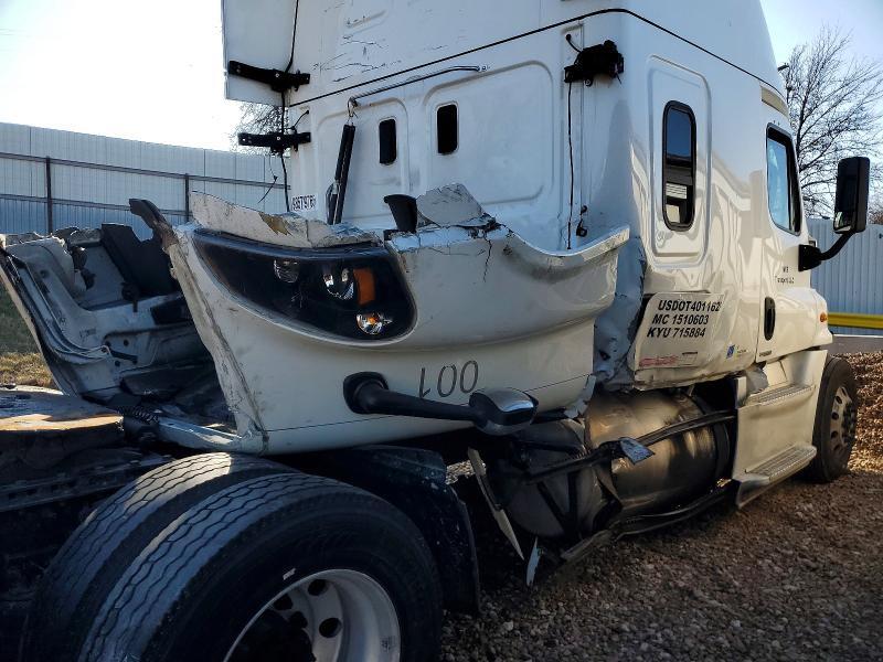 2017 Freightliner Cascadia 125 Semi Truck