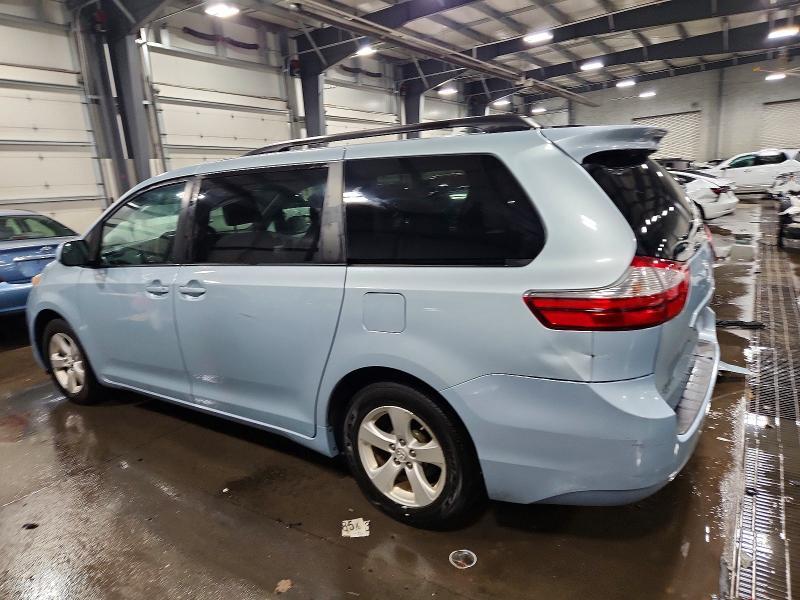 2017 Toyota Sienna le