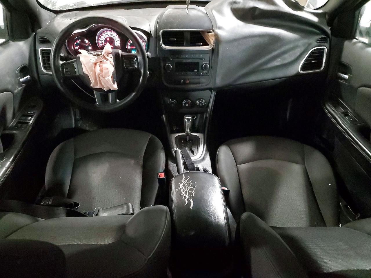 2013 Dodge Avenger se