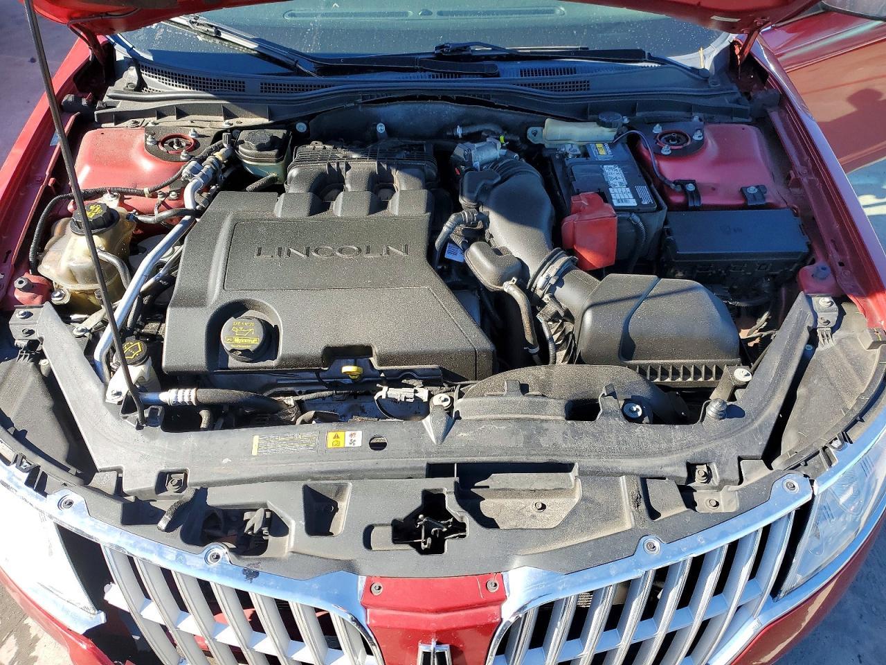 2010 Lincoln Townhouse MKZ
