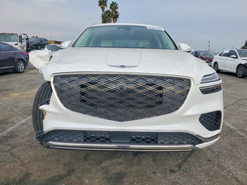 2026 Genesis Gv70