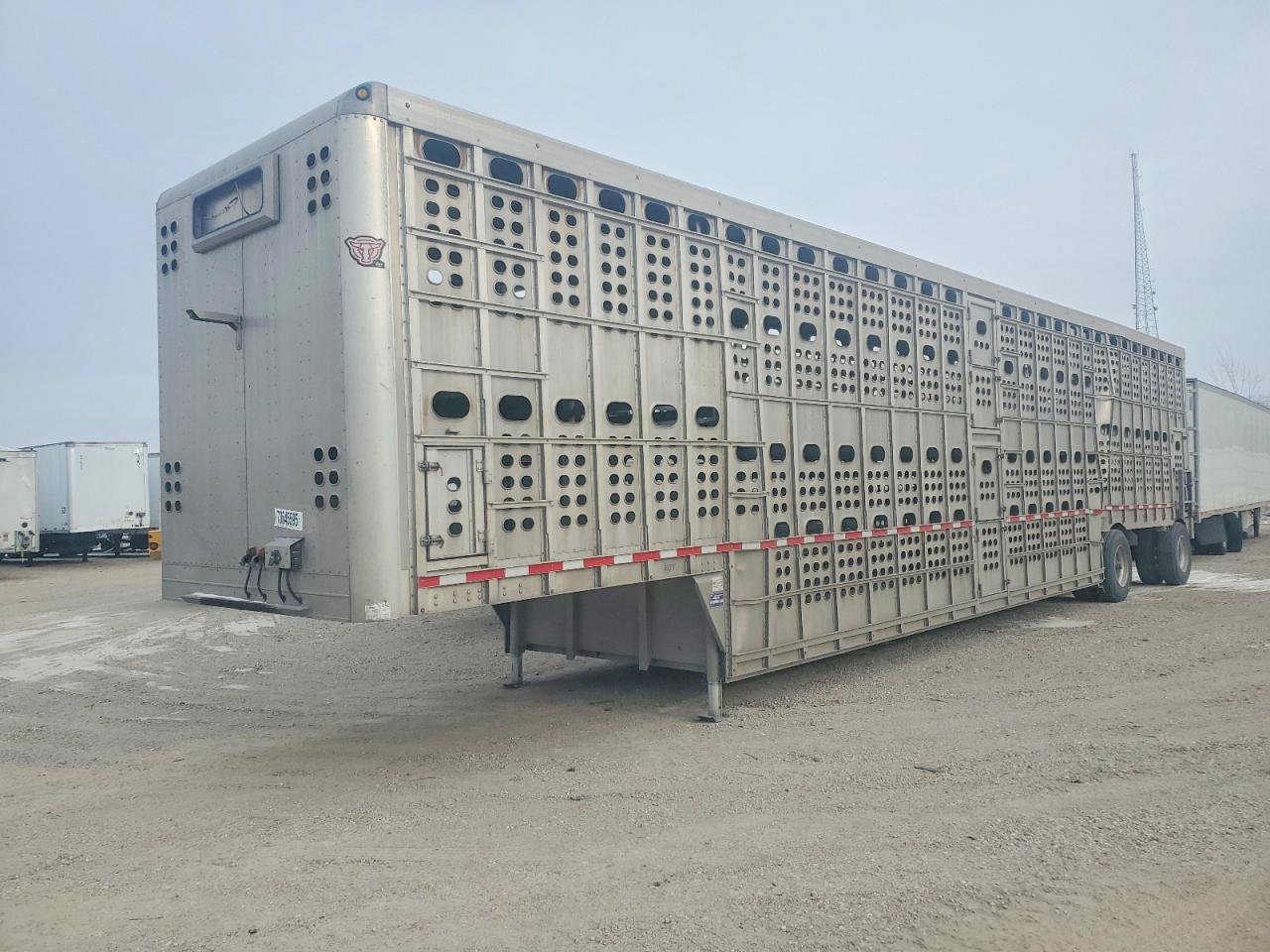 2025 EBY 1995 EBY Livestock Trailer
