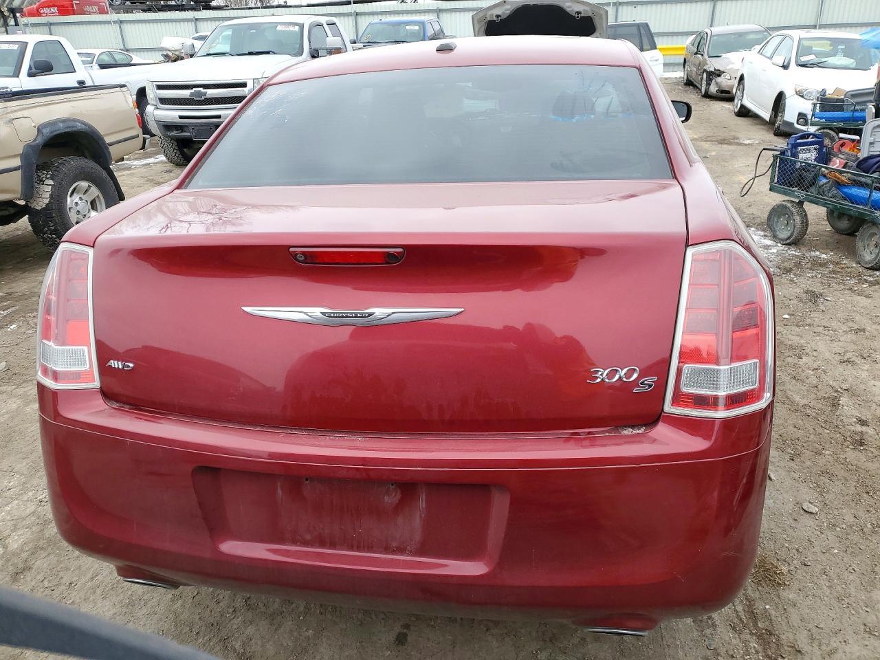 2014 Chrysler 300 s
