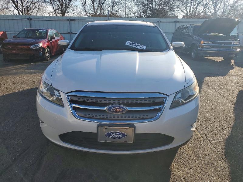 2012 Ford Taurus sel