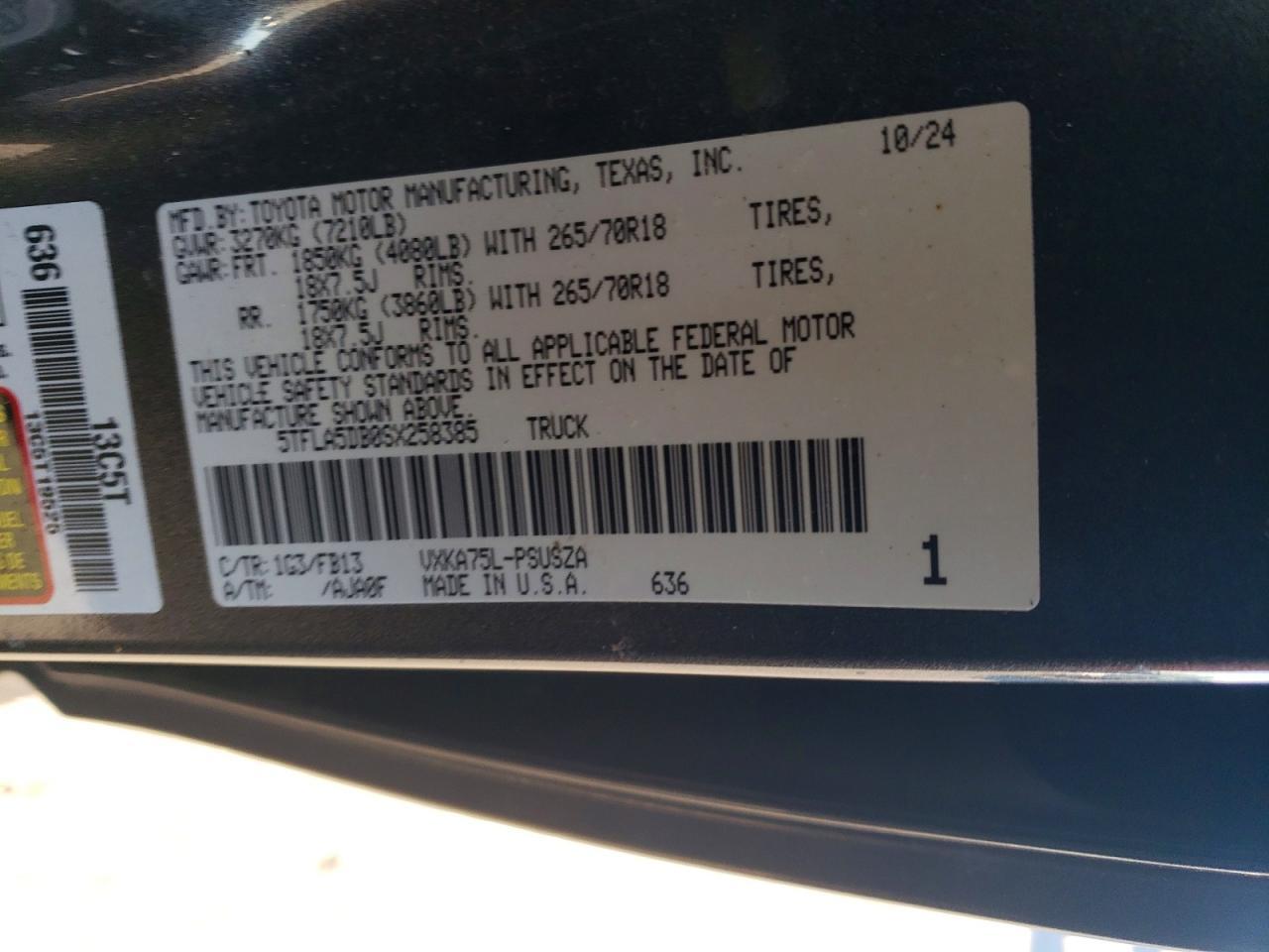 2025 Toyota Tundra Crewmax sr