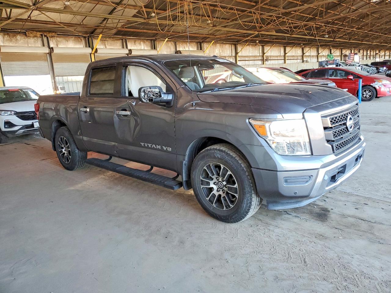 2020 Nissan Titan sv