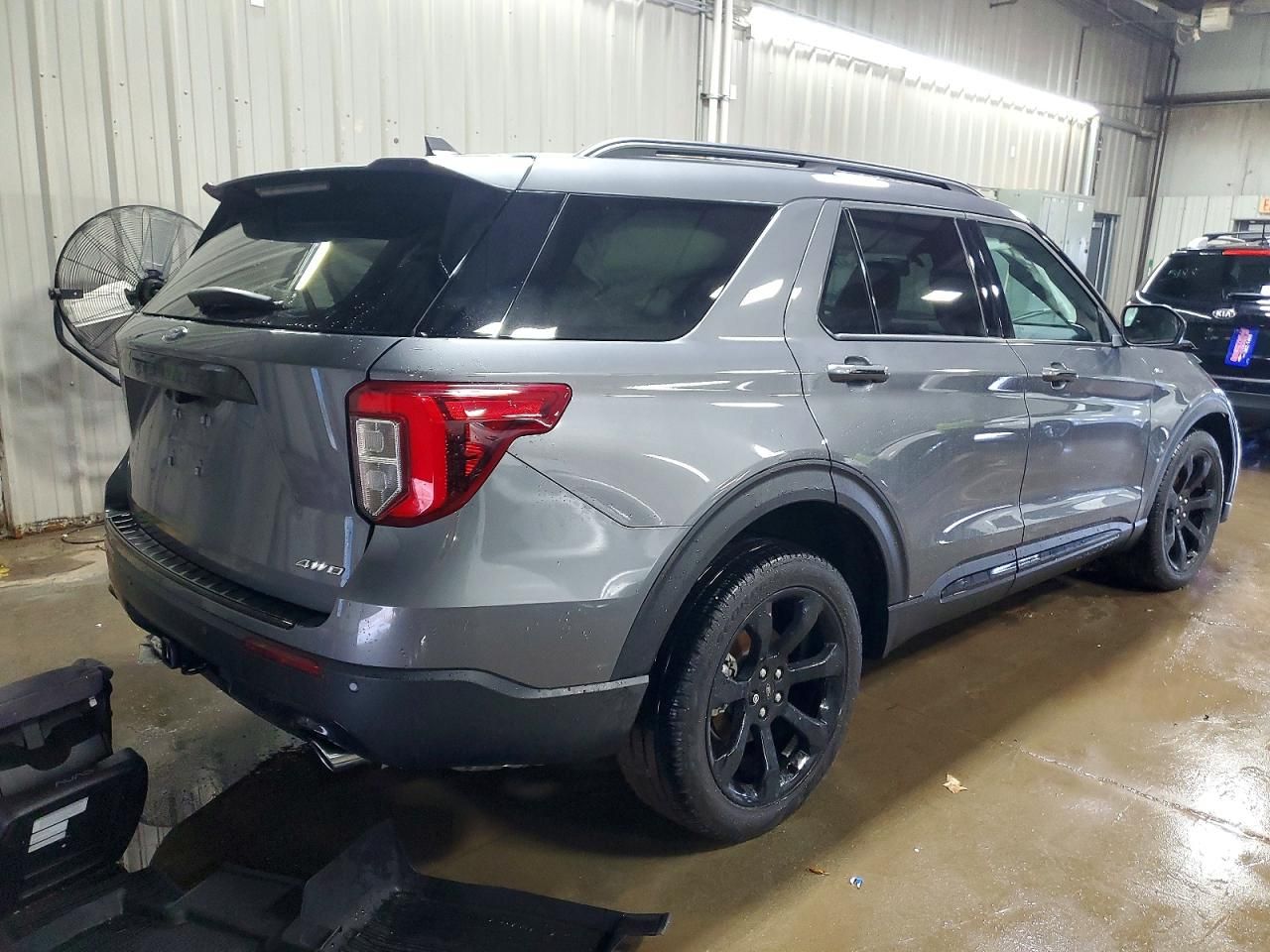 2023 Ford Explorer St-line