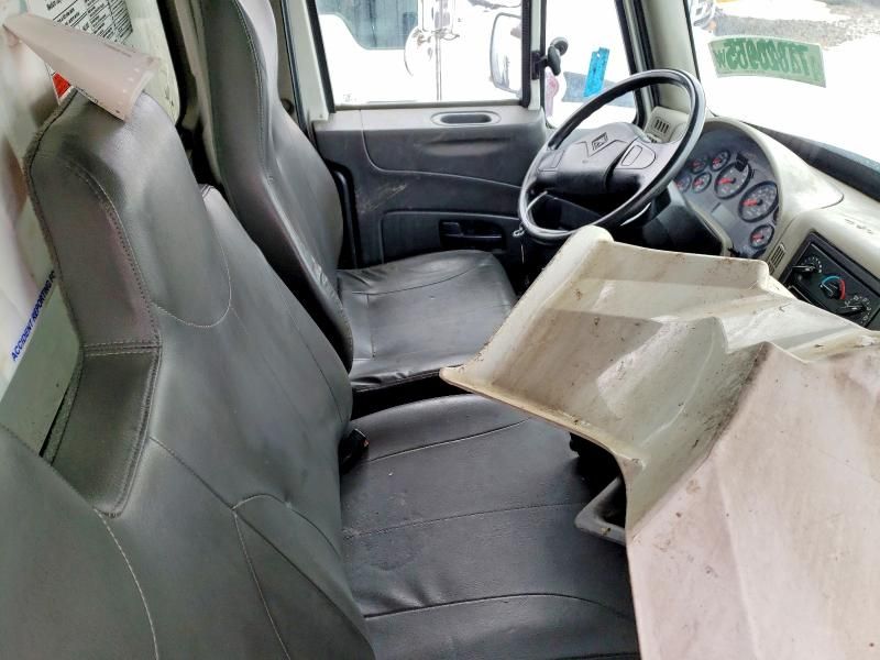 2018 International Ma025 box Truck