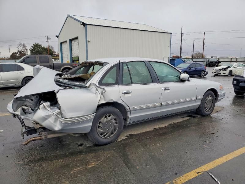 1996 Ford Crown Victoria