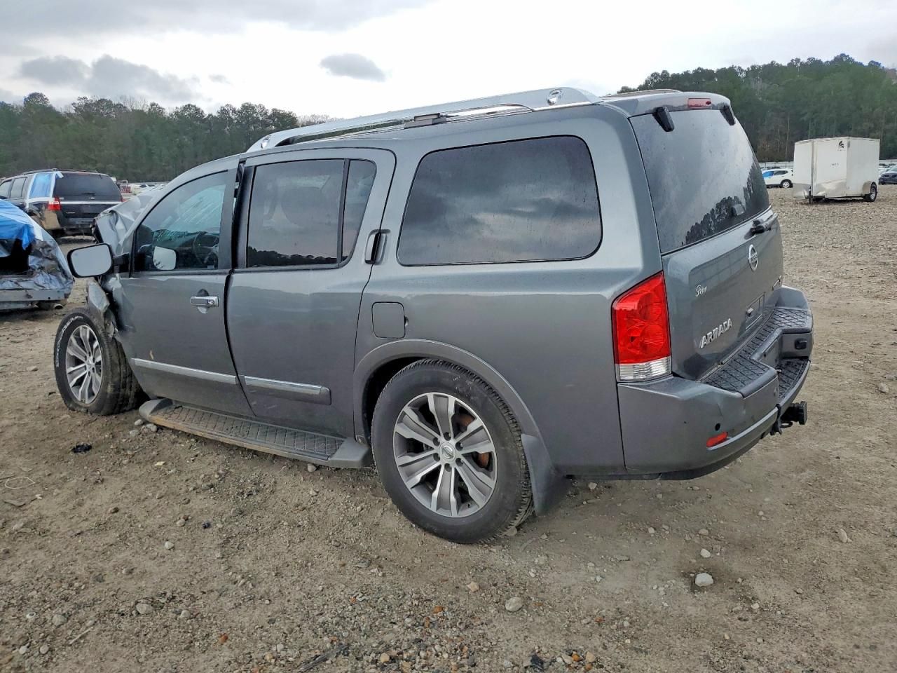 2015 Nissan Armada sv