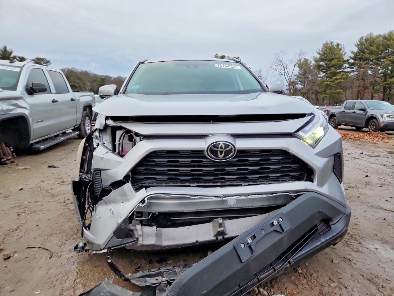 2022 Toyota Rav4 xle