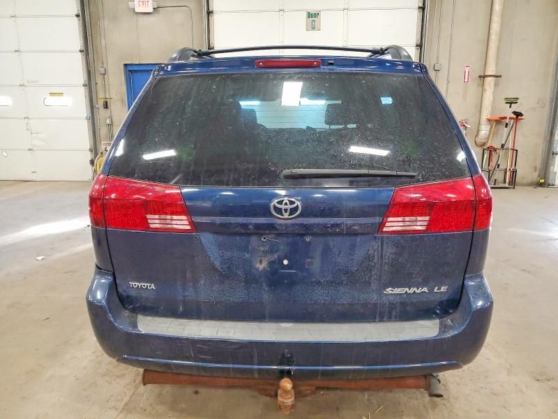 2005 Toyota Sienna