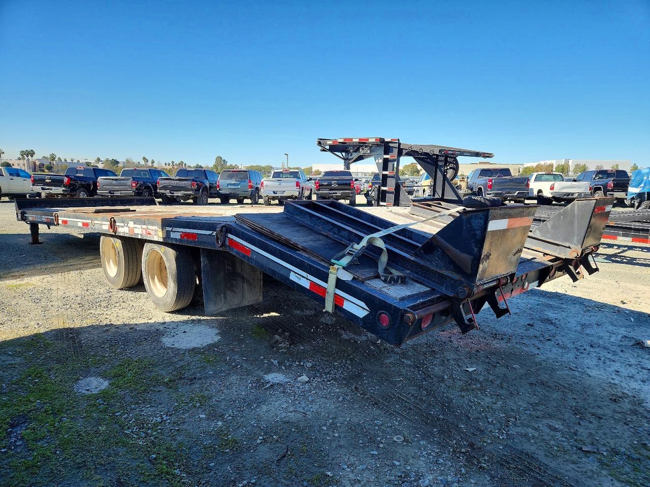 2014 Intt 2014 Interstate Equipment Trailer